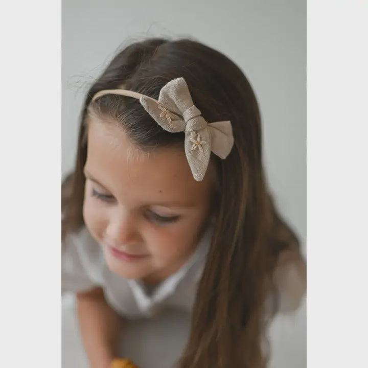 Hand embroidered daisy Headband